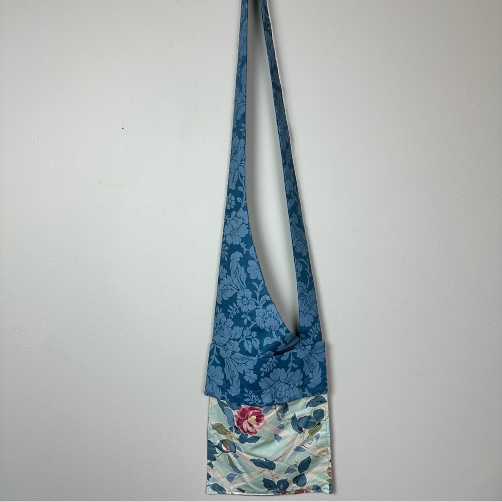 Vintage Cottagecore Crossbody Bag